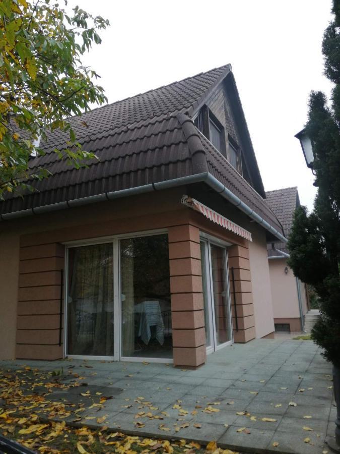 Villa Siofoki Nyaralohaz Exterior foto
